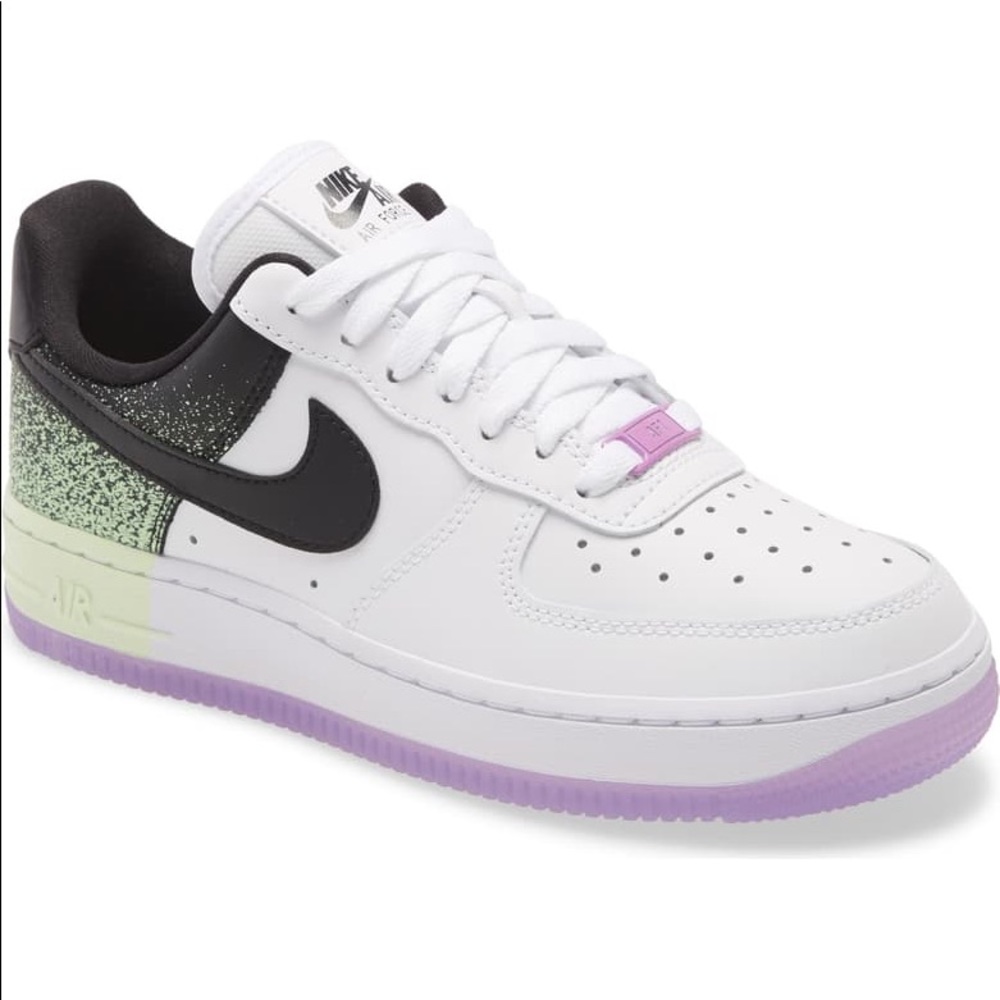 New Nike Women’s Air Force 1 Sneakers - Picture 6 of 7